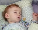 Cum inveti copilul sa doarma singur - Sunt parinte